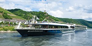 navire-avalon-Expression-la-folie-des-voyages