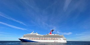 navire-carnival-radiance-la-folie-des-voyages